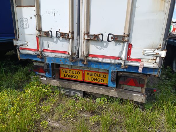 Semirreboque BASCONTRIZ · Ano 1999