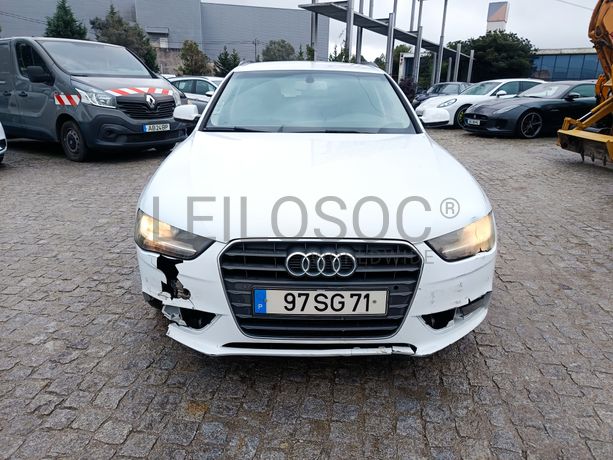 Audi A4 Avant TDI · Ano 2012