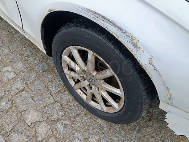 Audi A4 Avant TDI · Ano 2012