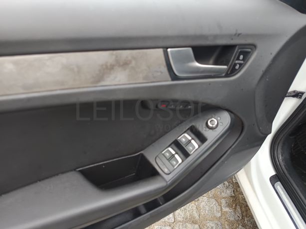 Audi A4 Avant TDI · Ano 2012