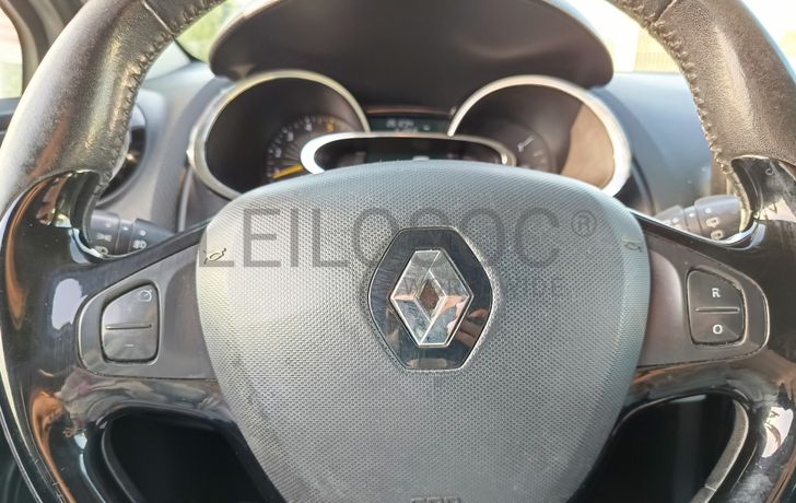 Renault Clio · Ano 2015