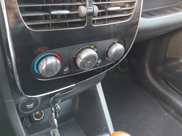 Renault Clio · Ano 2015