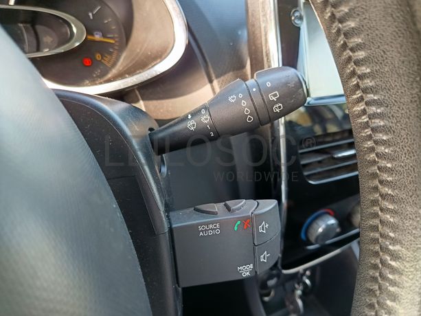 Renault Clio · Ano 2015