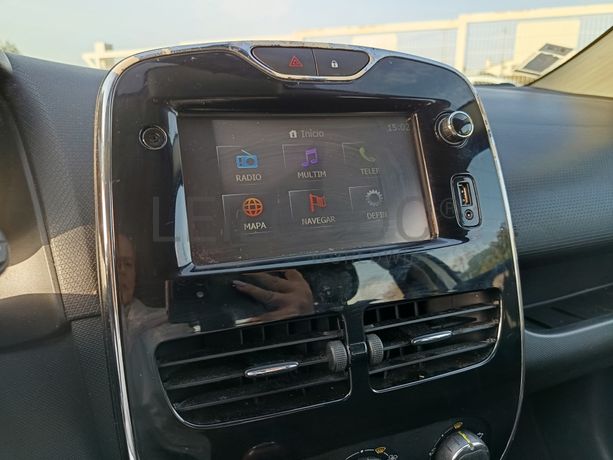 Renault Clio · Ano 2015