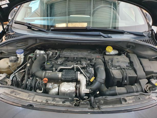 Peugeot 207 · Ano 2012