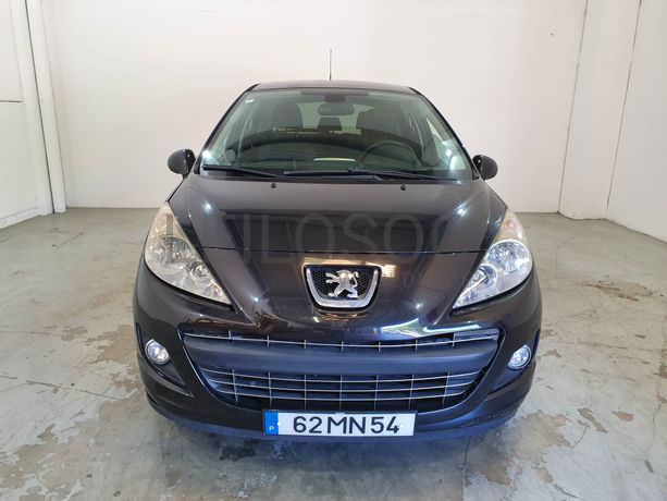 Peugeot 207 · Ano 2012