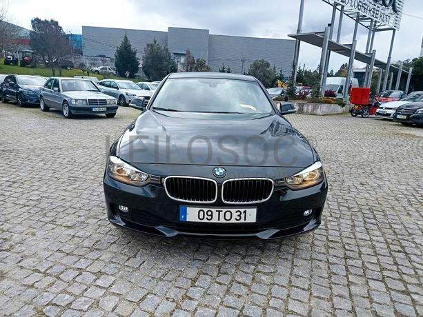 BMW 318 D · Ano 2012