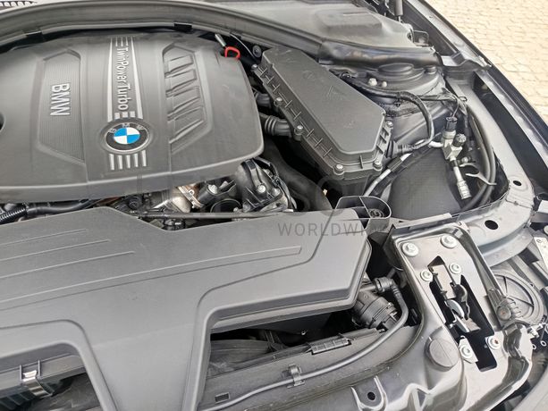 BMW 318 D · Ano 2012