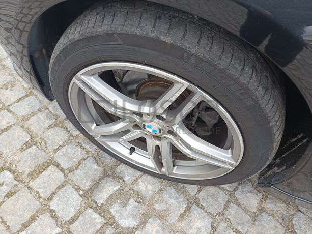 BMW 318 D · Ano 2012