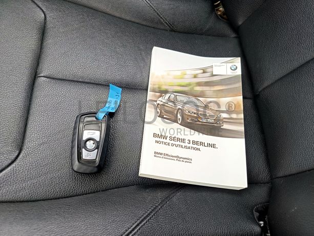 BMW 318 D · Ano 2012