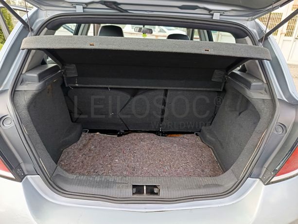 Opel Astra · Ano 2004