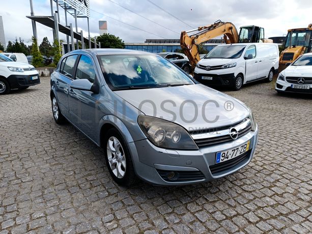 Opel Astra · Ano 2004