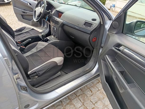 Opel Astra · Ano 2004