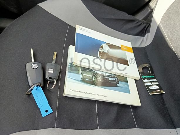 Opel Astra · Ano 2004