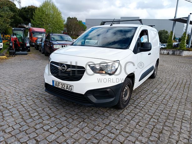 Opel Combo · Ano 2021