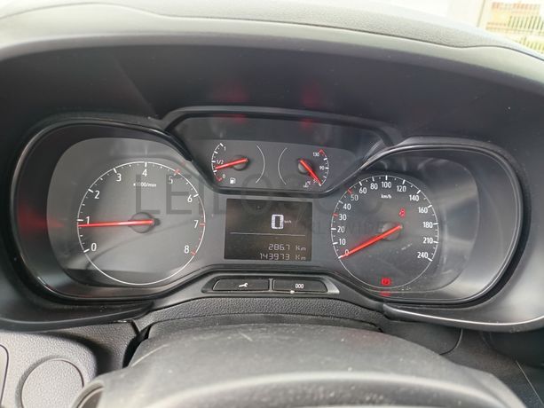 Opel Combo · Ano 2021