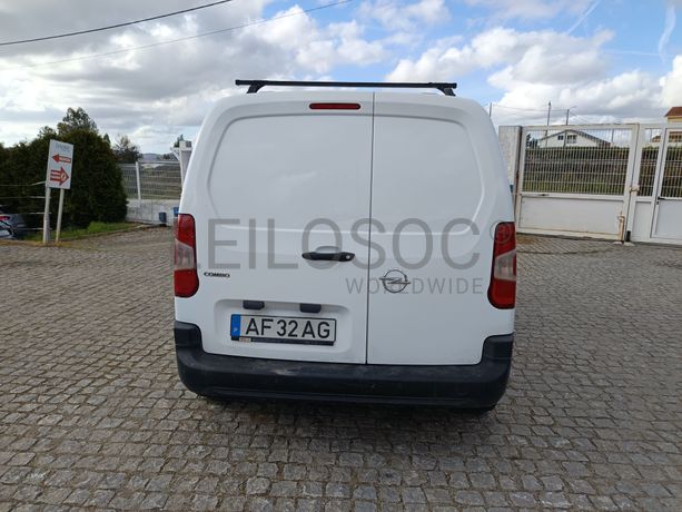 Opel Combo · Ano 2021