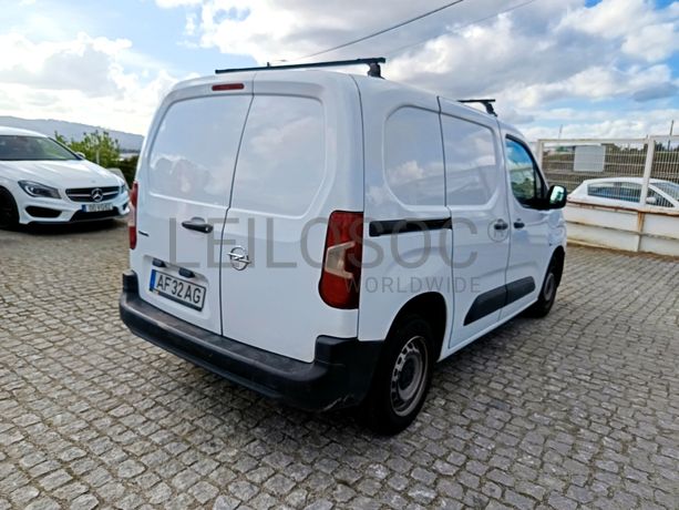 Opel Combo · Ano 2021