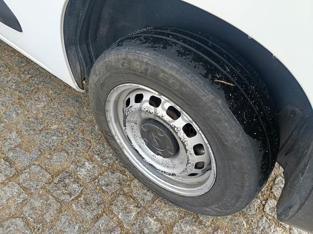 Opel Combo · Ano 2021