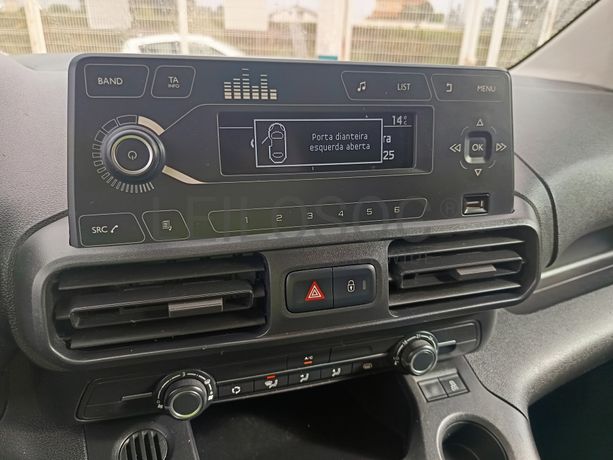 Opel Combo · Ano 2021