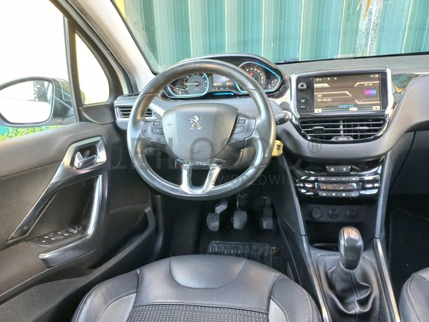 Peugeot 2008 · Ano 2014