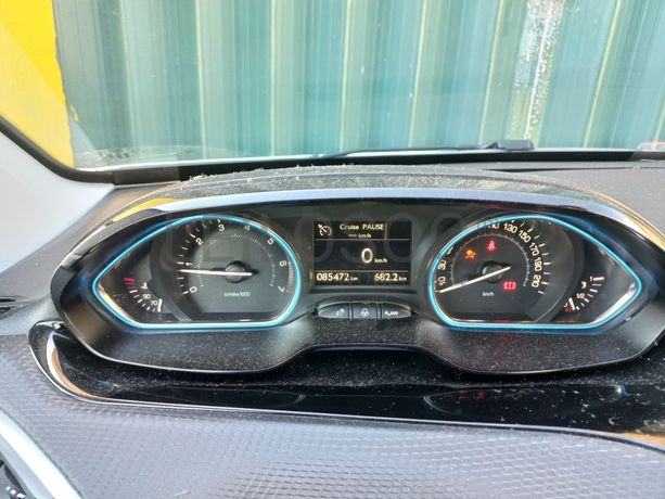 Peugeot 2008 · Ano 2014