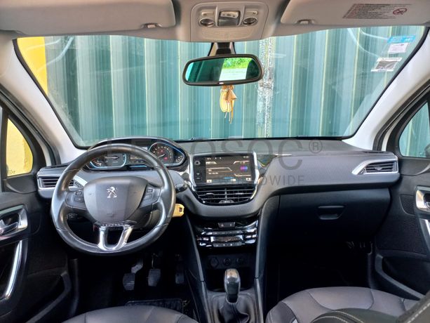 Peugeot 2008 · Ano 2014