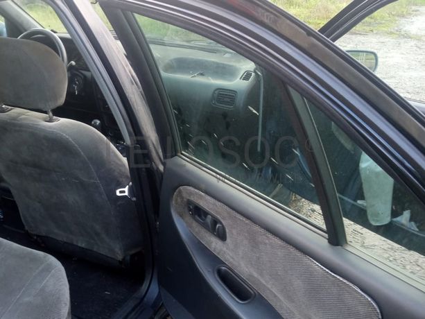 Nissan Primera 1.6 SLX · Ano 1991