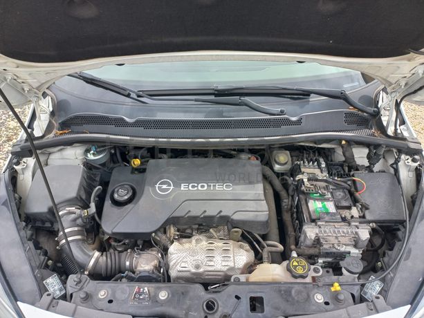 Opel Corsa · Ano 2016