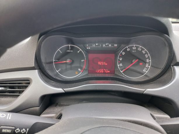 Opel Corsa · Ano 2016