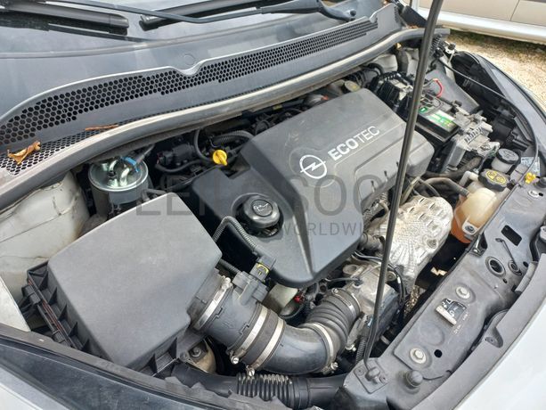 Opel Corsa · Ano 2016