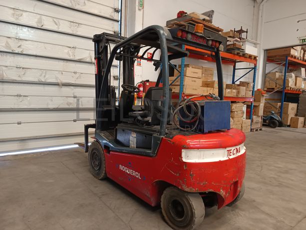 Empilhador Tecna