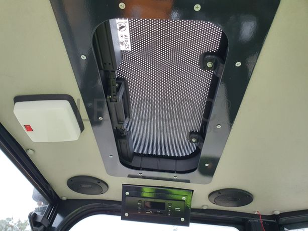 Mini Giratória Infront YFE16 · Ano 2022