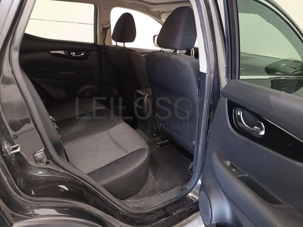 Nissan Qashqai 1.5 dCi · Ano 2014