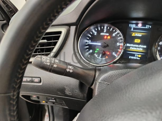 Nissan Qashqai 1.5 dCi · Ano 2014