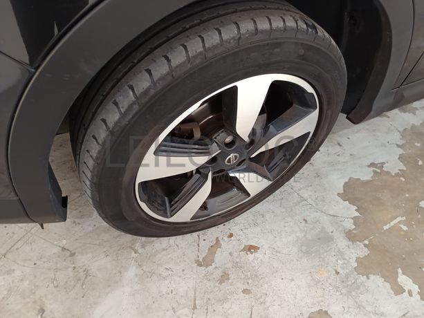 Nissan Qashqai 1.5 dCi · Ano 2014