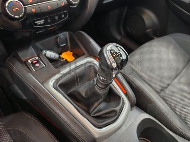 Nissan Qashqai 1.5 dCi · Ano 2014