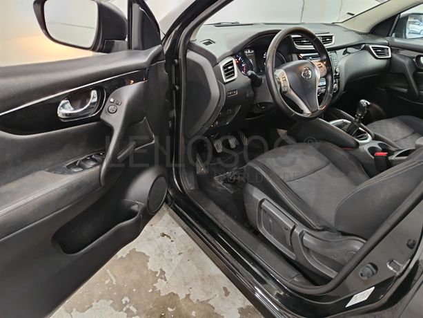 Nissan Qashqai 1.5 dCi · Ano 2014