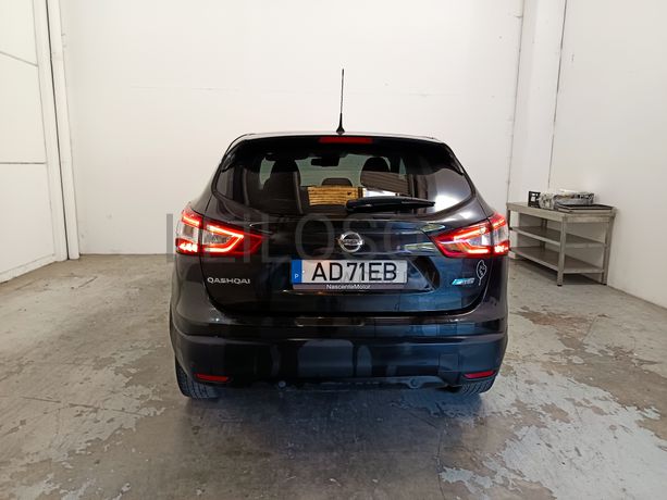 Nissan Qashqai 1.5 dCi · Ano 2014