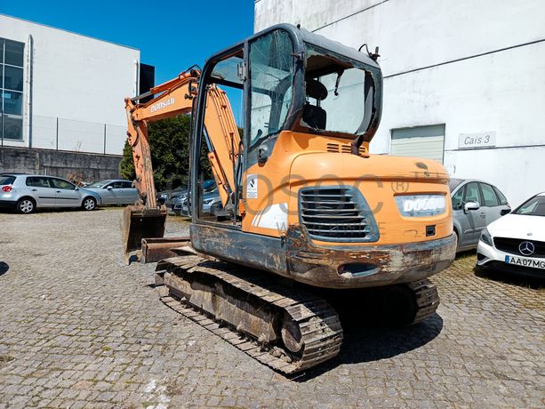 Giratória Doosan · Ano 2008