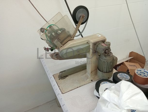 Máquinas de Costura · Máquinas de Equalizar, Orlar, Avivar e Facear