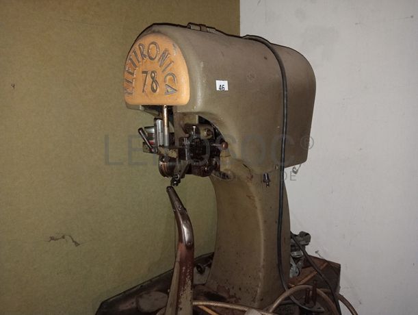 Máquina de Calcanheiras, Coser solas e Pregar saltos