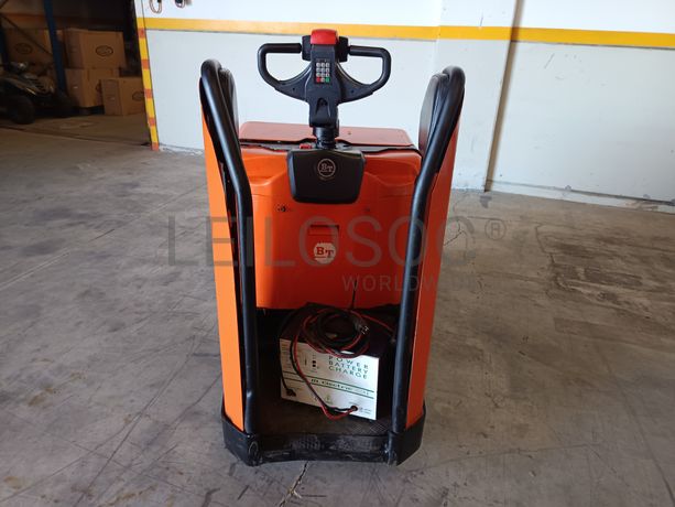 Porta Paletes BT · Elétrico · Ano 2013