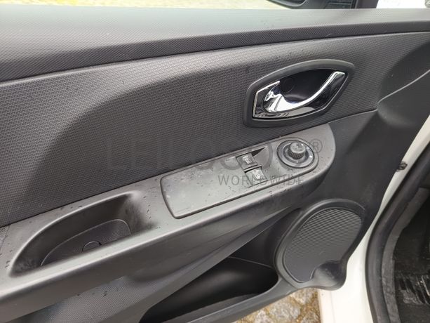 Renault Clio · Ano 2013