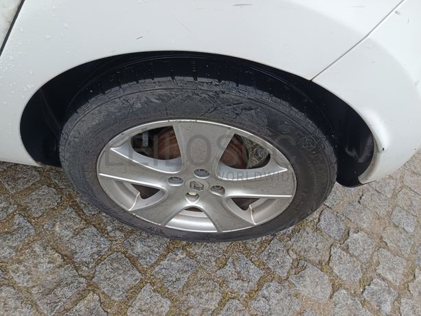 Renault Clio · Ano 2013