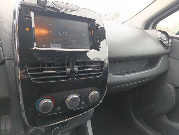 Renault Clio · Ano 2013