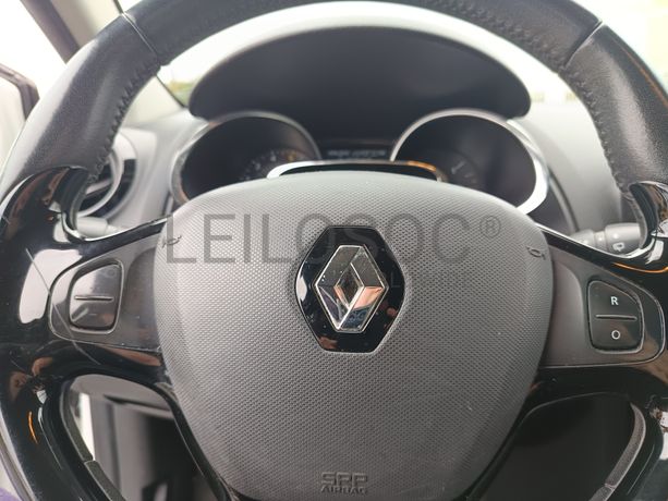 Renault Clio · Ano 2013
