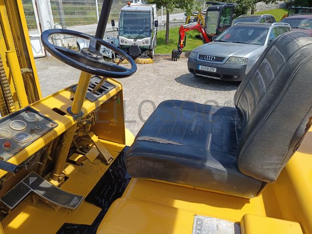 Empilhador Caterpillar