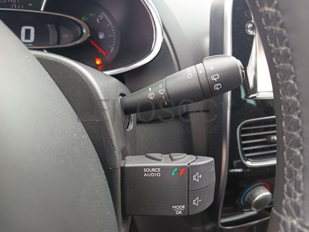 Renault Clio · Ano 2017