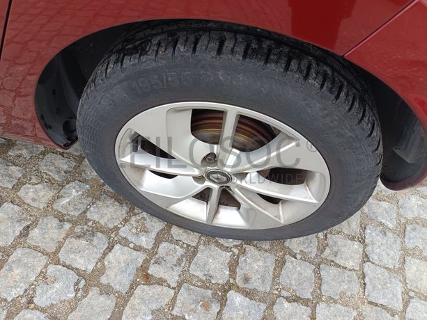 Renault Clio · Ano 2017